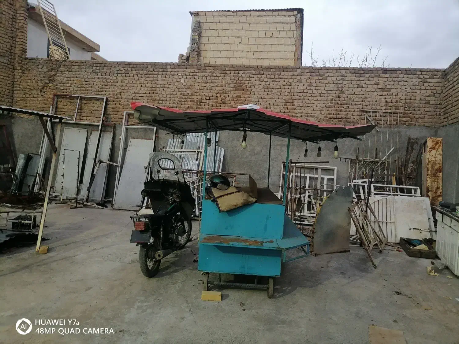 چرخ فلافلی|کافیشاپ و رستوران|نهاوند, |دیوار