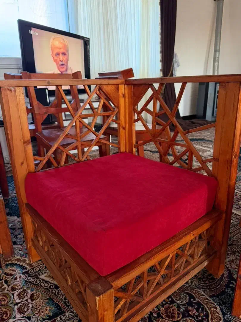 فروش سه عدد میز و چهار عدد صندلی گره چینی چوبی|میز و صندلی غذاخوری|محمودآباد, |دیوار