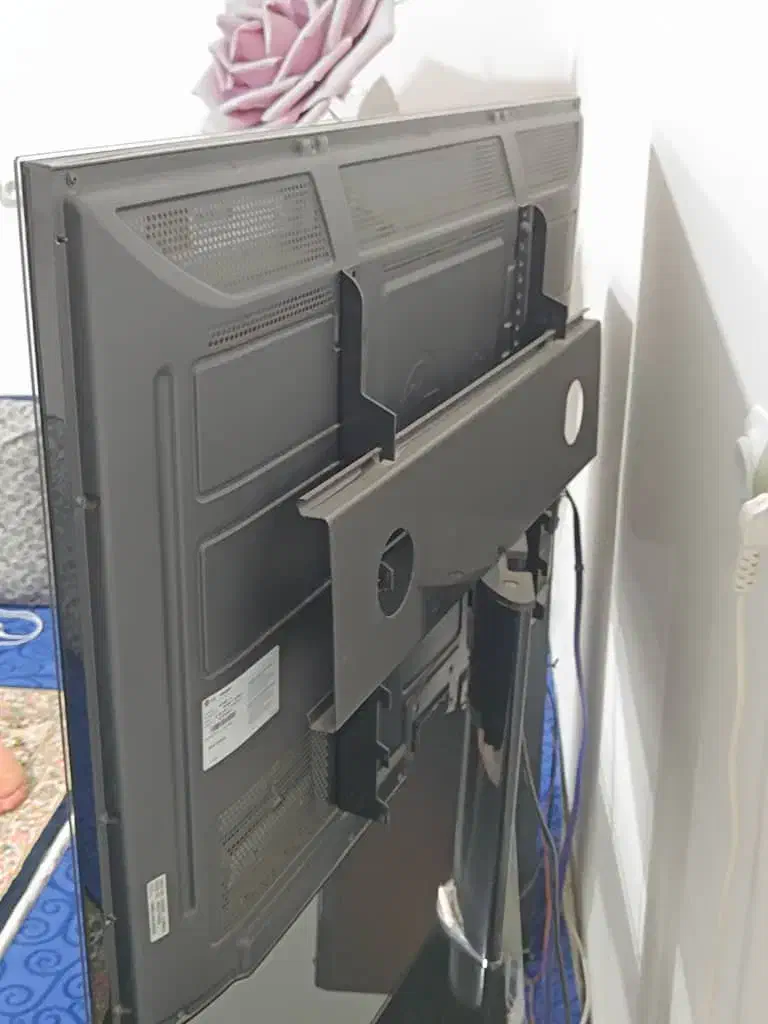 تلویزیون|تلویزیون و پروژکتور|ایلام, |دیوار