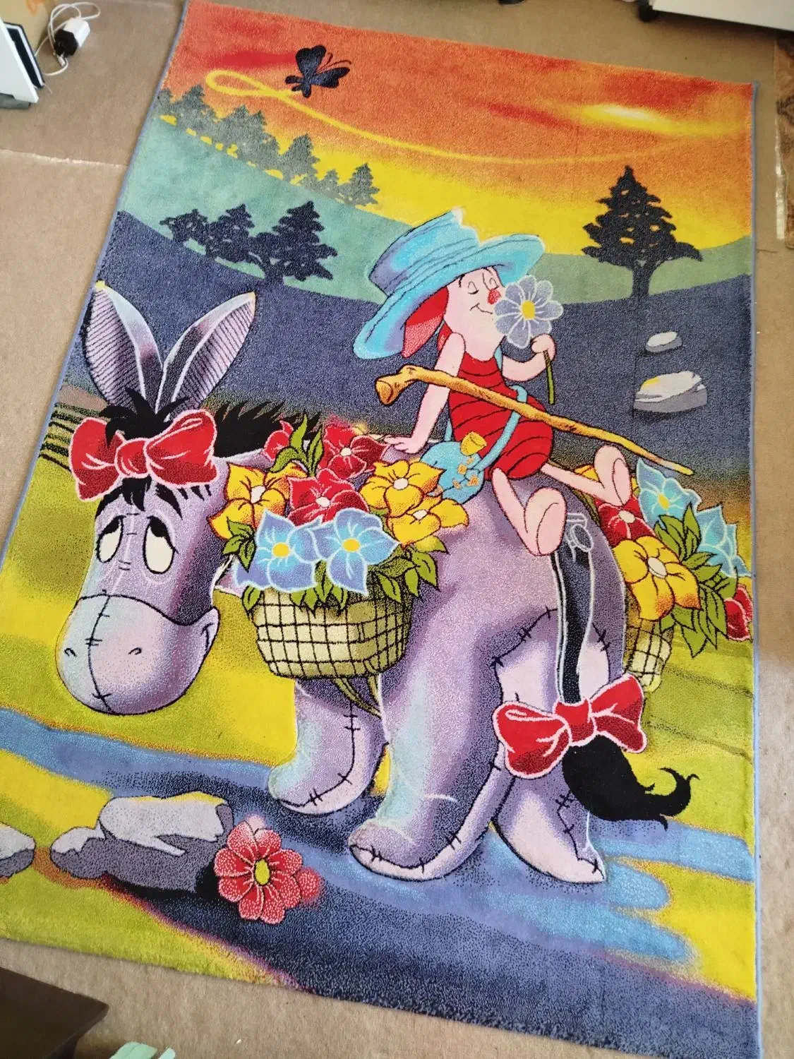 فرش و لوستر و پرده اتاق کودک|فرش|تبریز, |دیوار