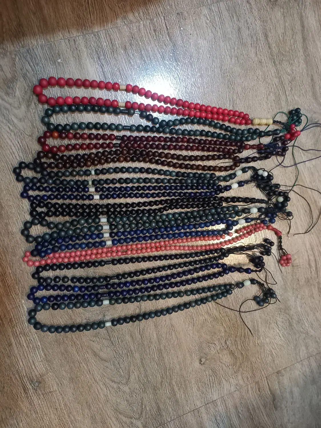 تسبیح گیوه قلیان عصا|بدلیجات|گرگان, |دیوار