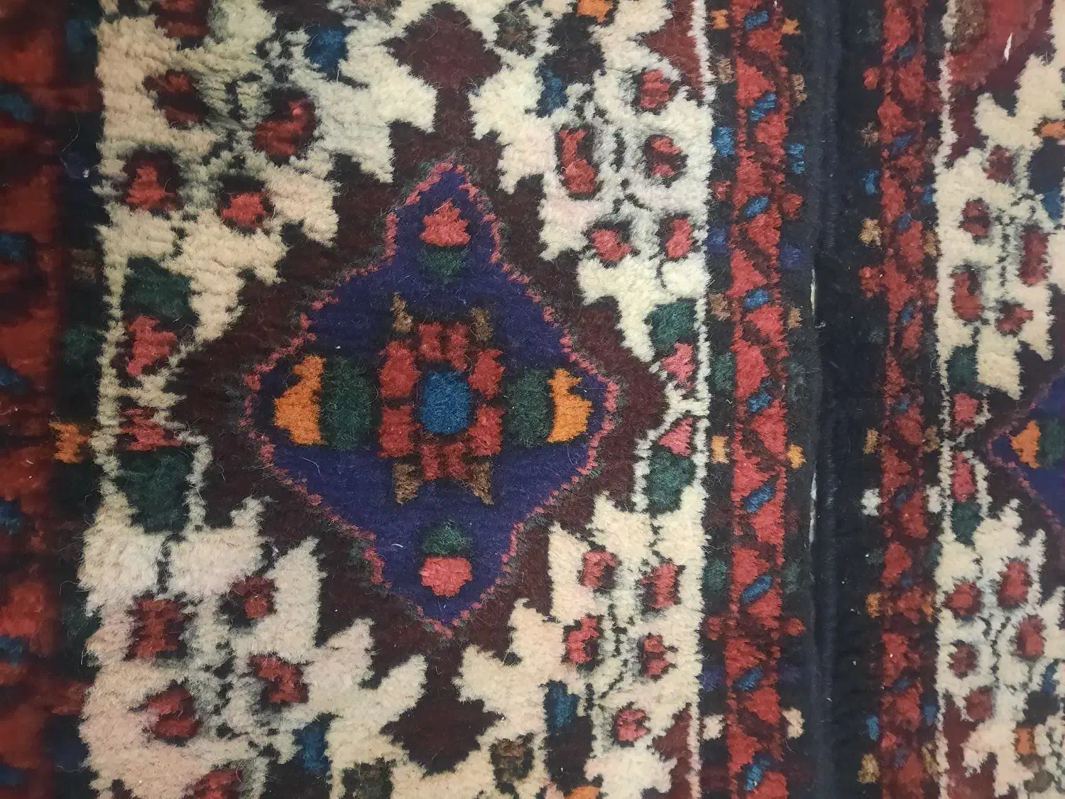 دو عدد فرش دستی  از پشم واقعی|فرش|پردیس, فاز ۸|دیوار