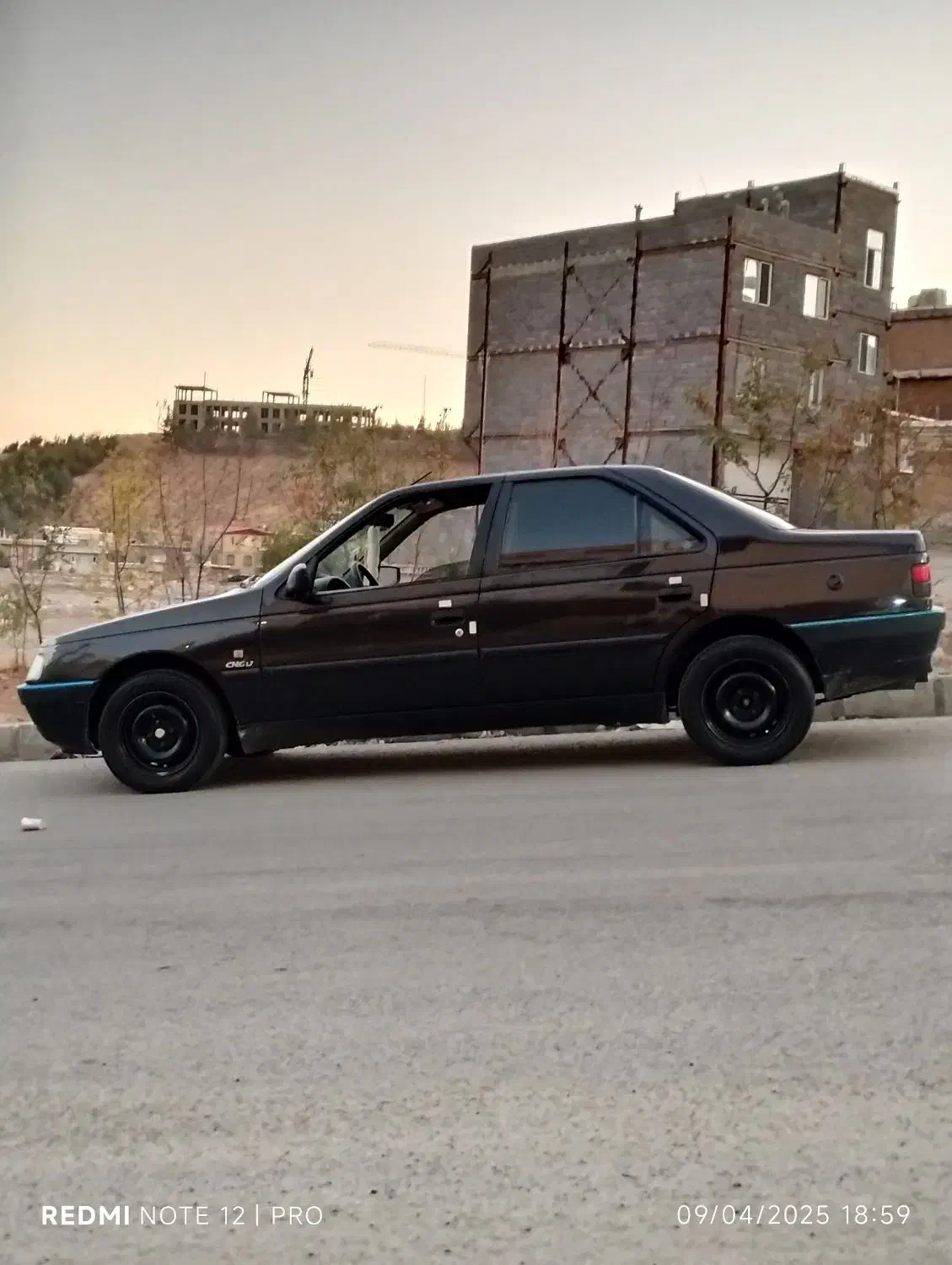 رواسال ۸۹ مشکی|خودرو سواری و وانت|سنندج, |دیوار