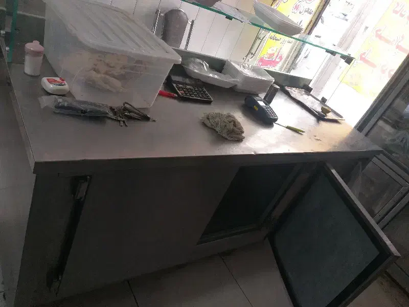 یخچال فریزر رومیزی سالم دورشیشه ای کبابی|کافی‌شاپ و رستوران|تهران, والفجر (افسریه)|دیوار