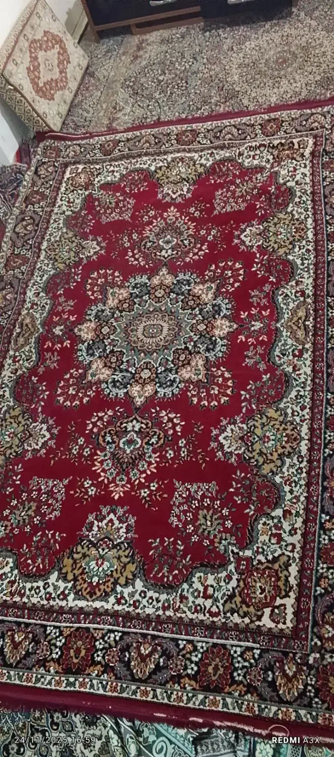 فروش فرش ماشینی ۲در ۳ با قیمت عالی|فرش|همدان, |دیوار