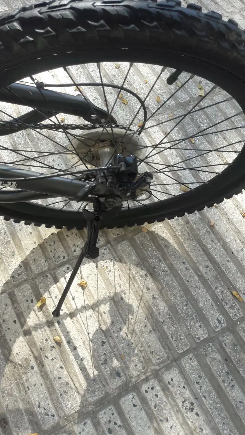 دوچرخه ۲۴ دنده ای کمک فنر دار عقب و جلو دیسکی.|دوچرخه، اسکیت، اسکوتر|بومهن, |دیوار