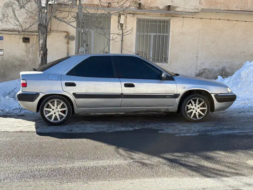 زانتیا ۲۰۰۰|خودرو سواری و وانت|نجفآباد, حومه نجف آباد|دیوار