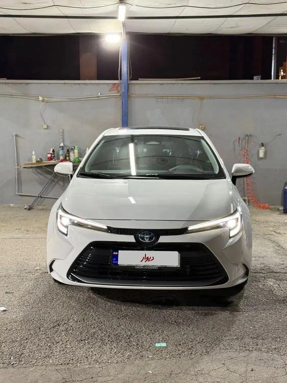 تویوتا لوین هیبرید|خودرو سواری و وانت|کرمان, |دیوار