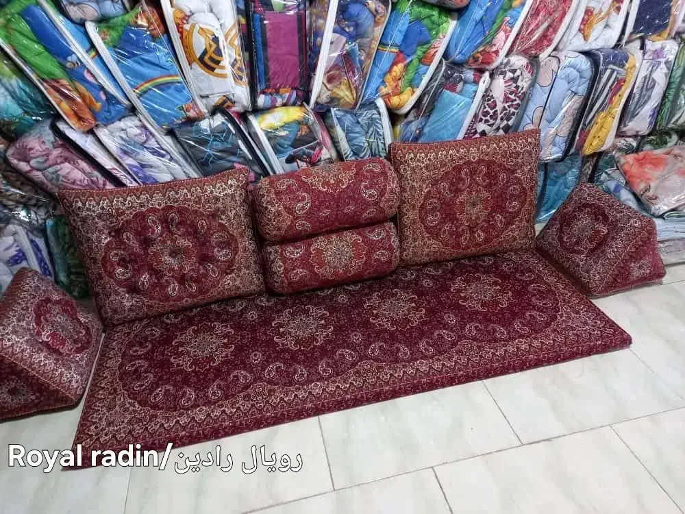 شاه نشین|پشتی|شهریار, فرارت|دیوار