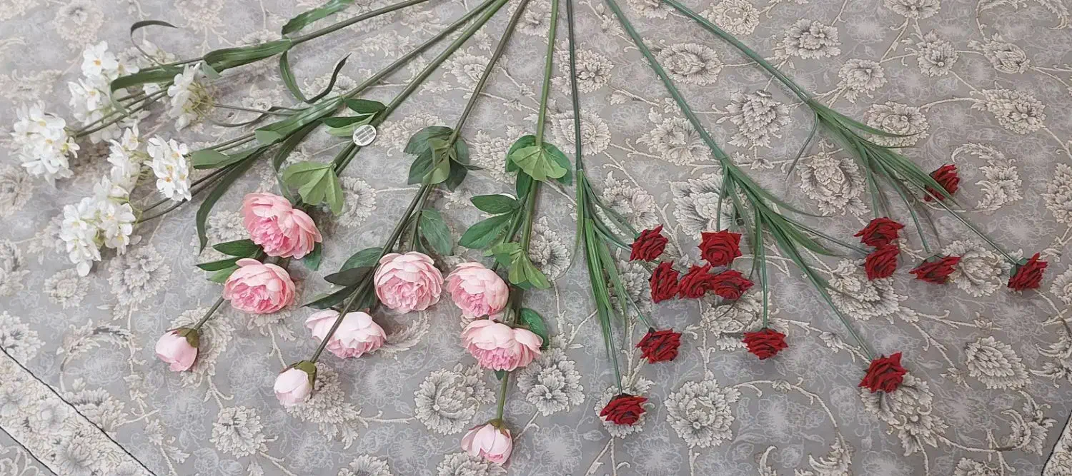 گل مصنوعی|گل مصنوعی|ری, شهادت|دیوار