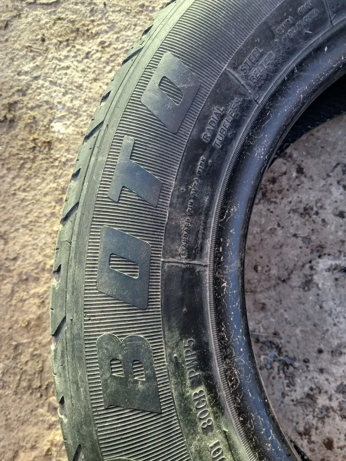 لاستیک ماشین پژو|قطعات یدکی و لوازم جانبی|مرند, |دیوار