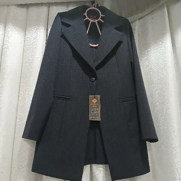 کت اداری تک پوشیده نشده|لباس|اهواز, فاز ۲ پادادشهر|دیوار