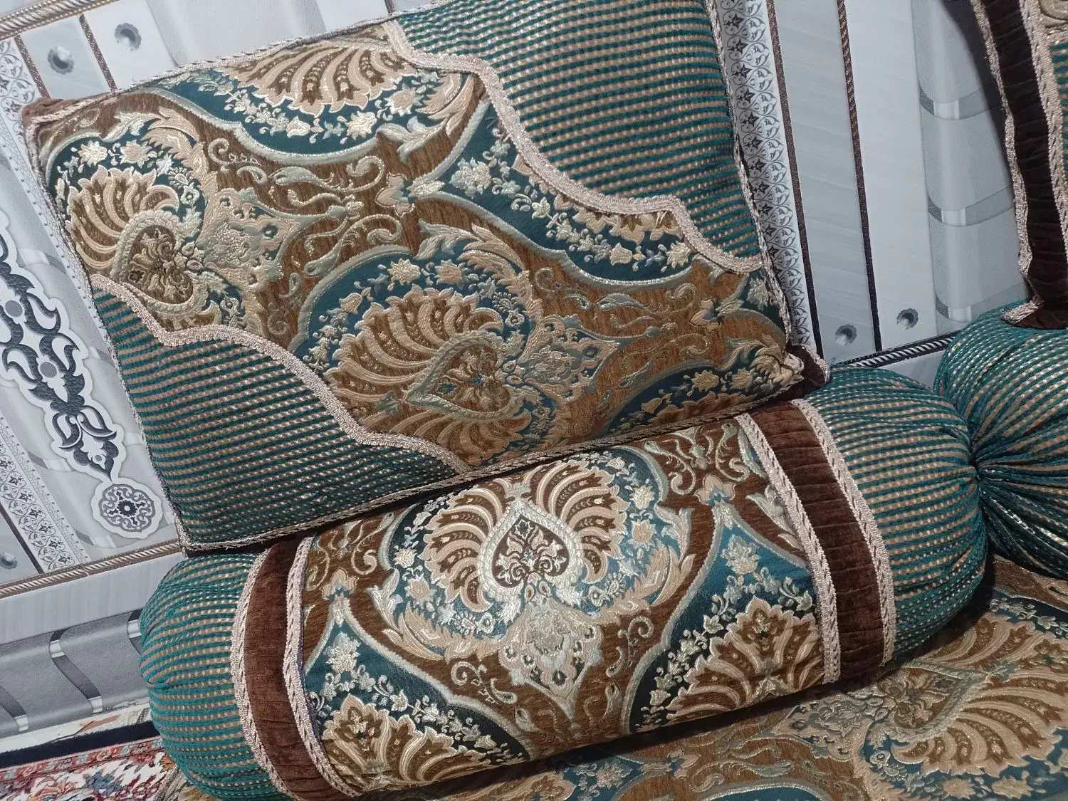 پوش بالیشت و کناره|رختخواب، بالش، پتو|زاهدان, |دیوار