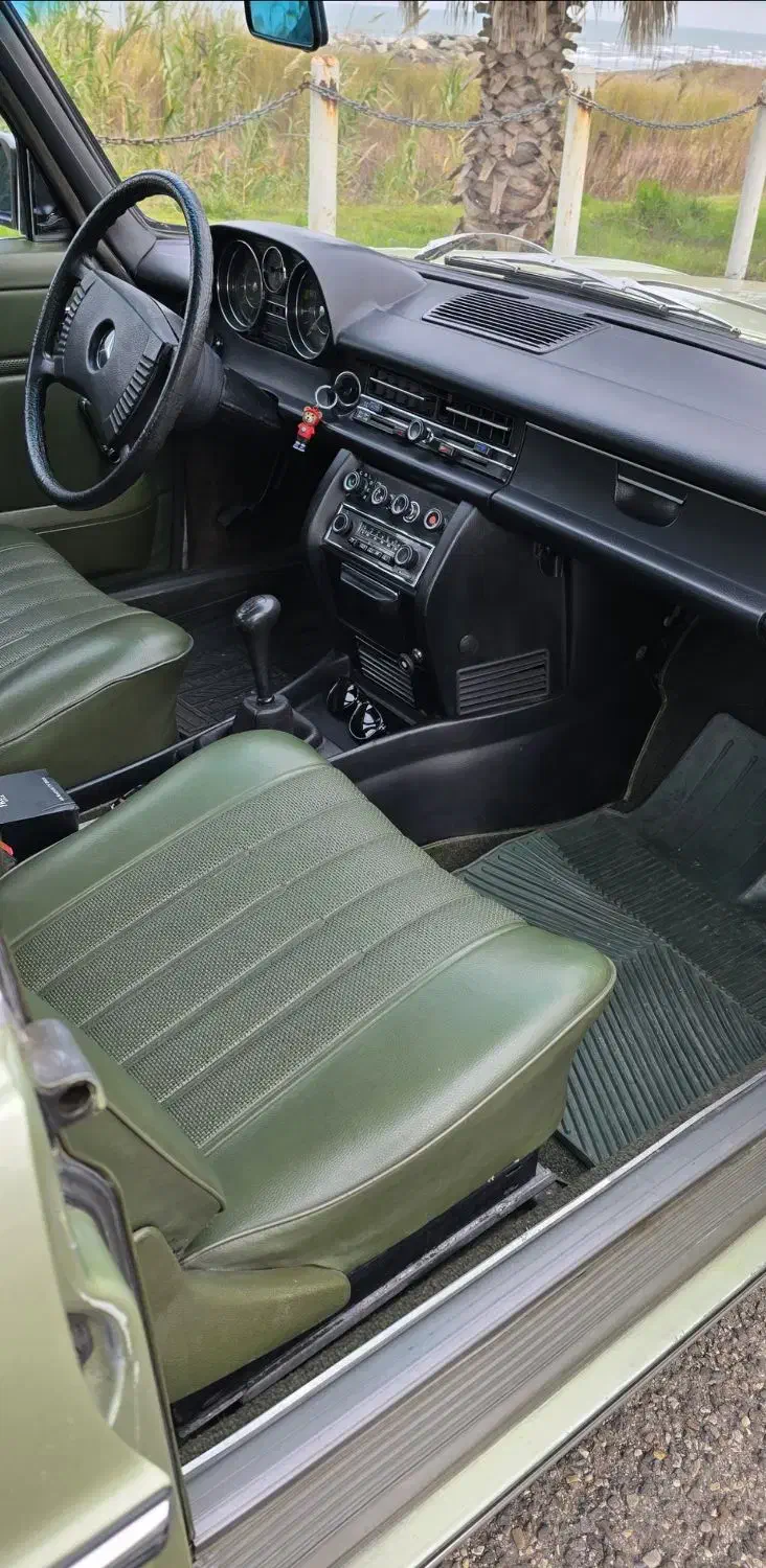 بنز معماری w115|خودرو کلاسیک|تهران, پاسداران|دیوار