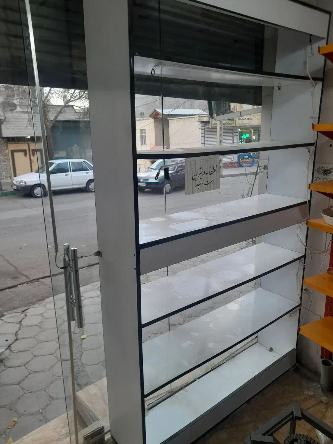 مغازه خیابان طیبه زمانی|اجارهٔ مغازه و غرفه|کنگاور, |دیوار