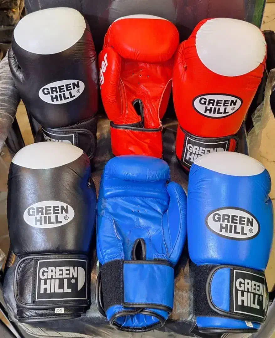 دستکش بوکس و کیک بوکس چرم به همراه هدیه|تجهیزات ورزشی|تهران, افسریه شمالی|دیوار