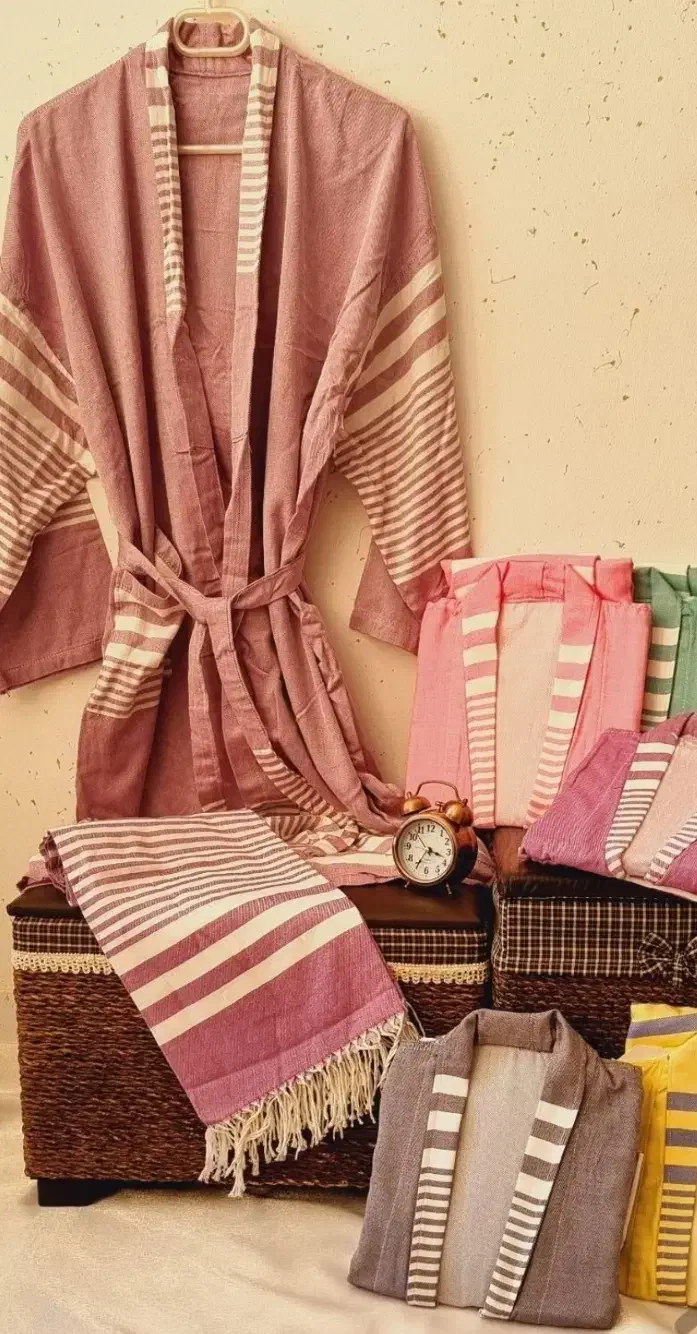 حوله و منسوجات یزدی|سفره، حوله، دستمال آشپزخانه|اصفهان, گلزار|دیوار