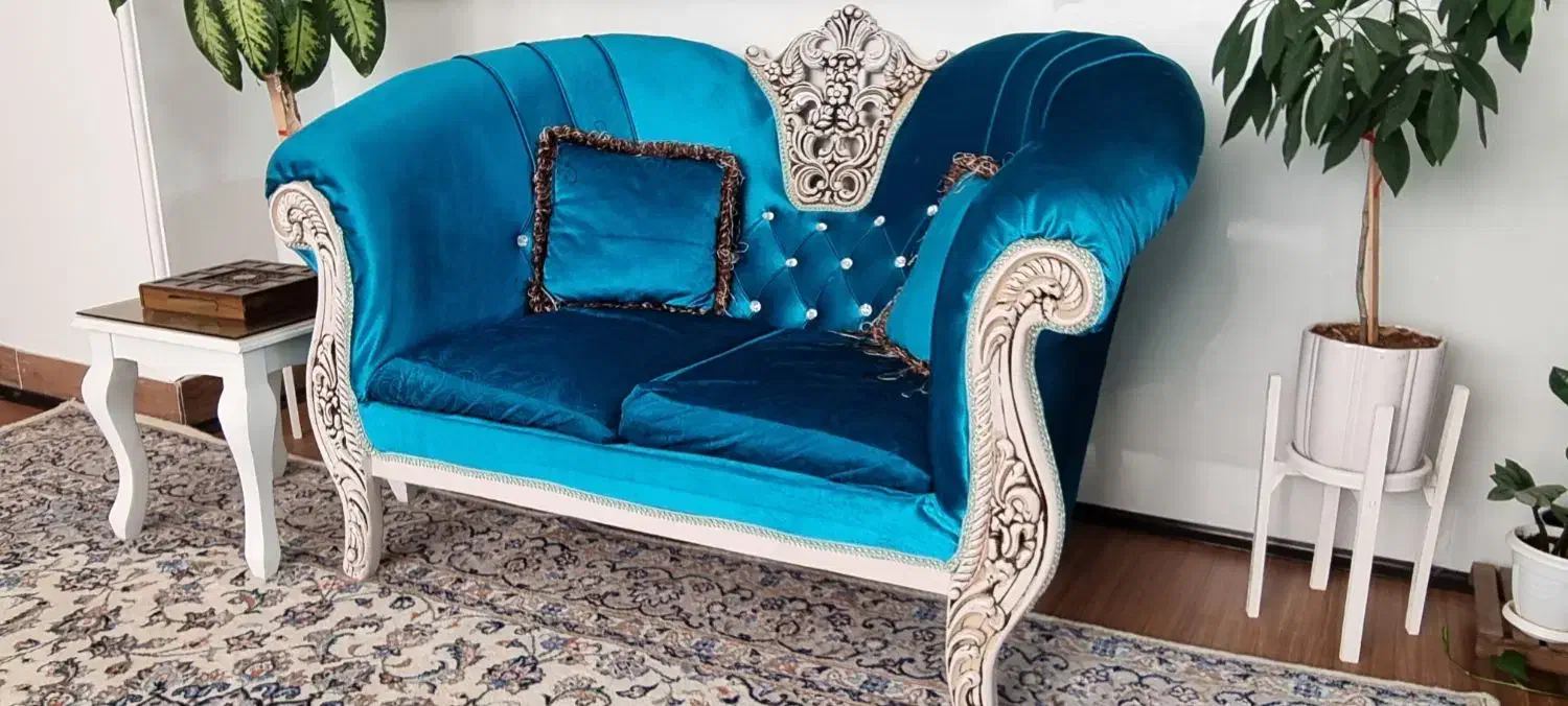 فروش فوری مبل هفت نفره کلاسیک|مبلمان خانگی و میز عسلی|قم, باجک یک|دیوار