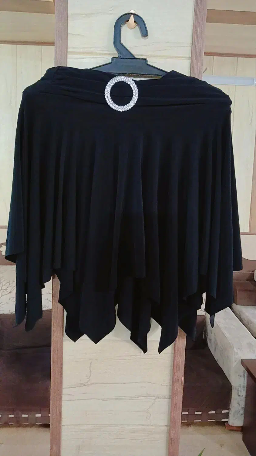 دامن مجلسی کوتاه|لباس|باغ بهادران, |دیوار