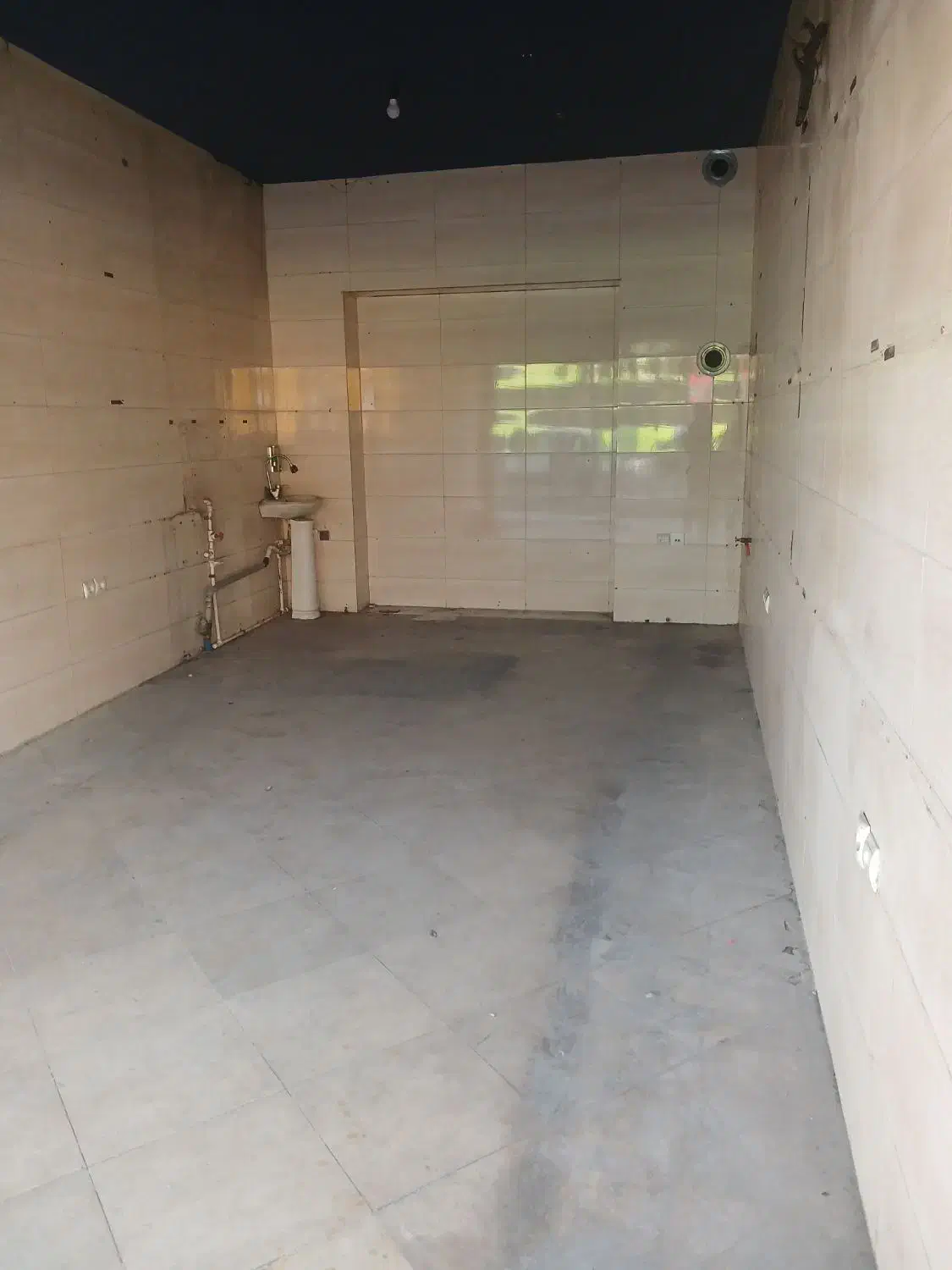 اجاره مغازه تجاری بر خ فدائیان|اجارهٔ مغازه و غرفه|ری, اقدسیه|دیوار