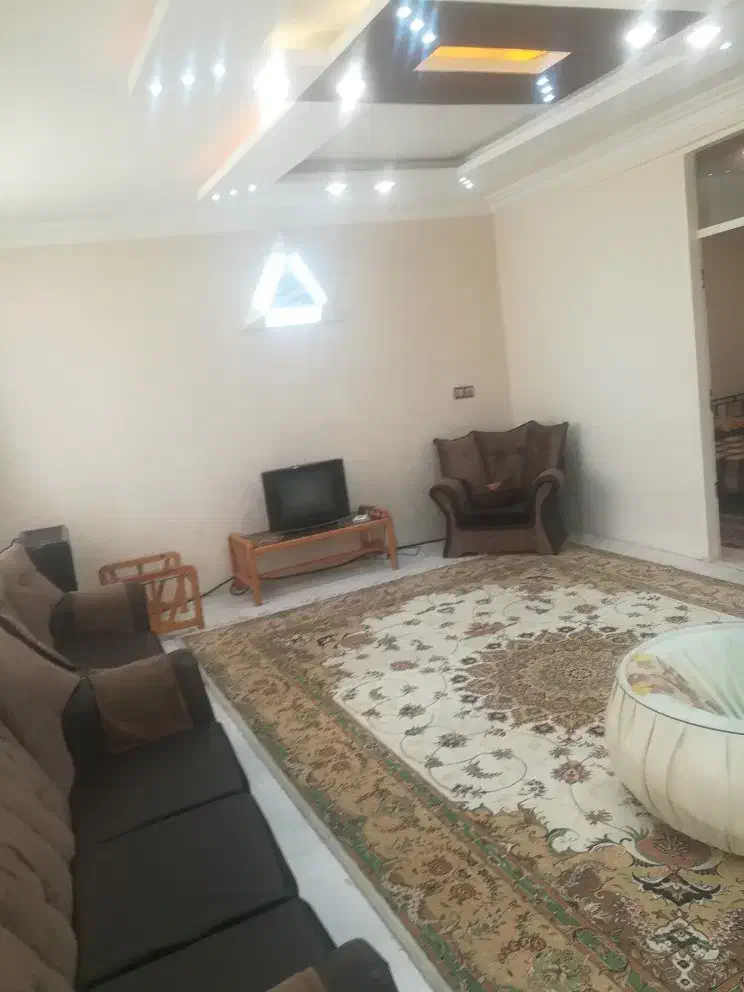 اجاره منزل ویلایی ۲ طبقه دربست برای نشیمن و انبار|اجارهٔ خانه و ویلا|مشهد, مصلی (کارمندان اول)|دیوار