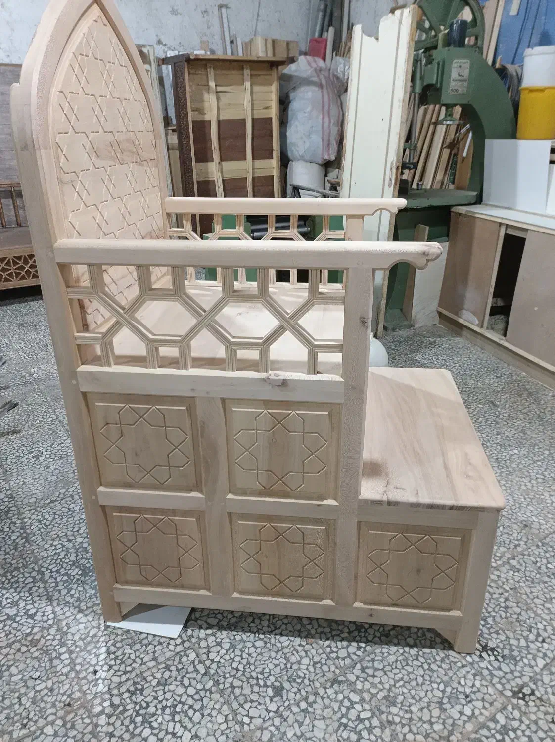 منبر مسجد|مبلمان اداری|اصفهان, ارغوانیه|دیوار