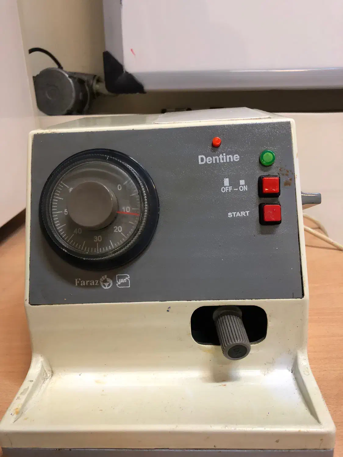 جرمگیر و آمالگاماتور دندانپزشکی|پزشکی|تهران, فلسطین (میدان انقلاب)|دیوار