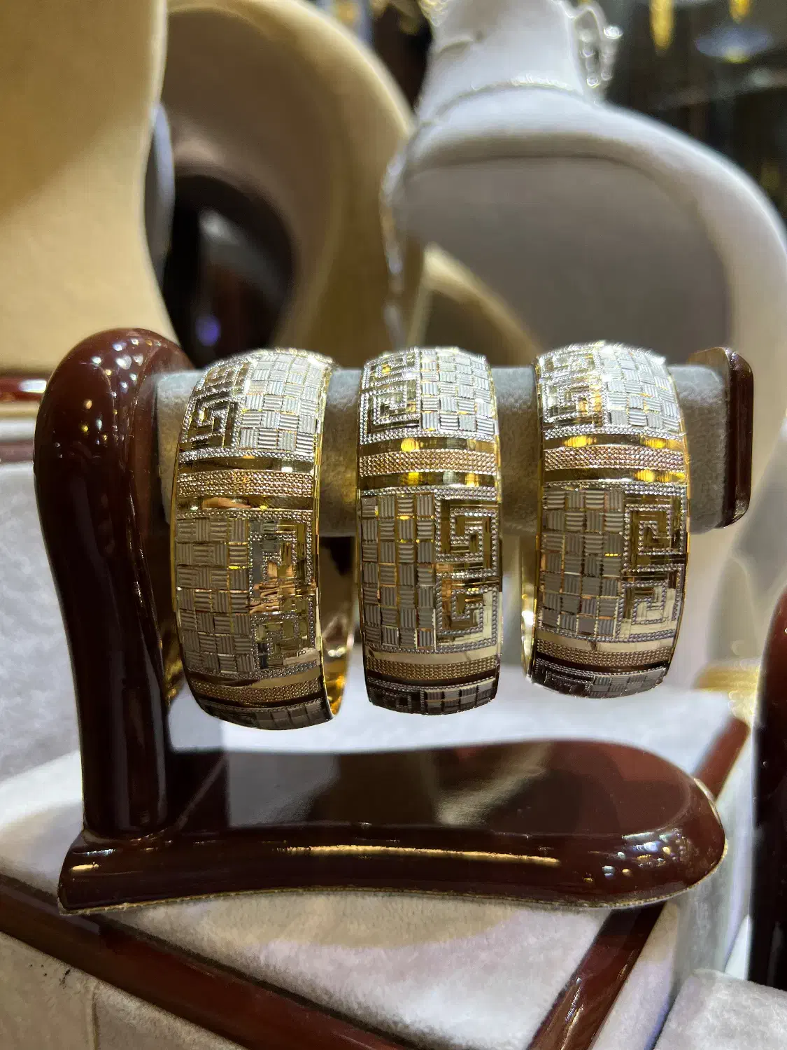 تک پوش مدل پاسارگاد سبک و نمادار|جواهرات|کاشان, بازار کاشان|دیوار