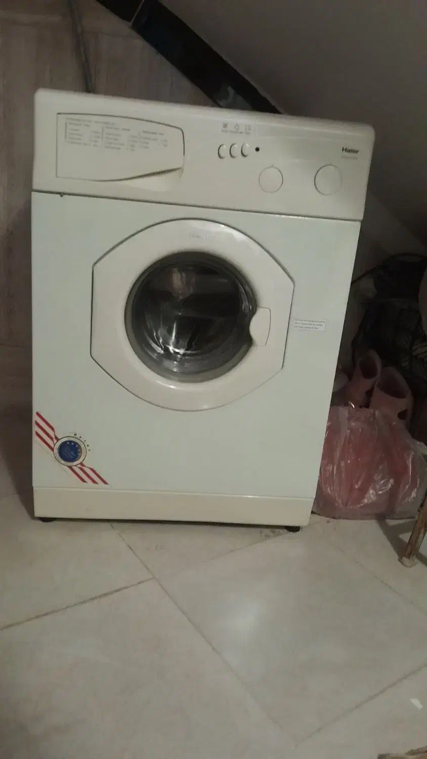 ماشین لباسشویی|ماشین لباسشویی و خشک‌کن لباس|قروه, |دیوار