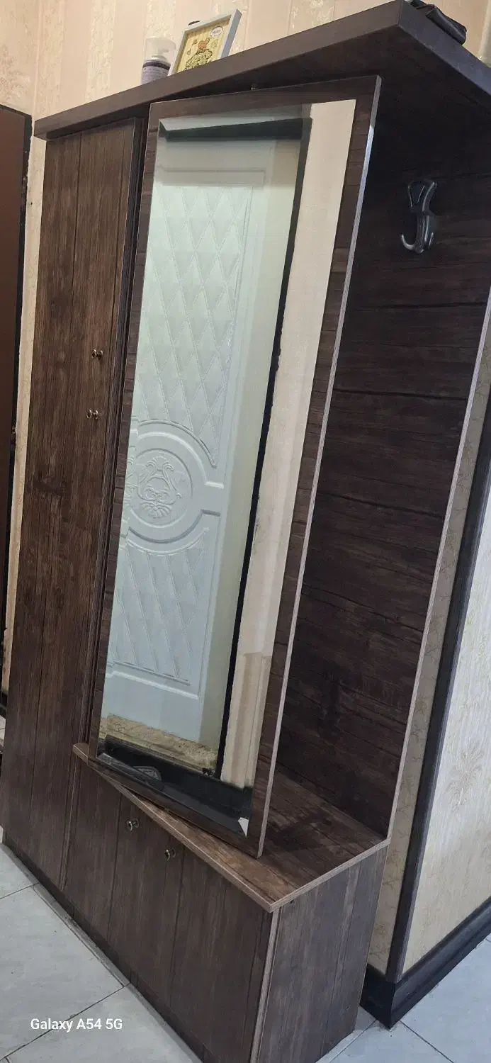 جاکفشی جالباسی آیینه دار|جاکفشی، کمد، دراور|یزد, |دیوار