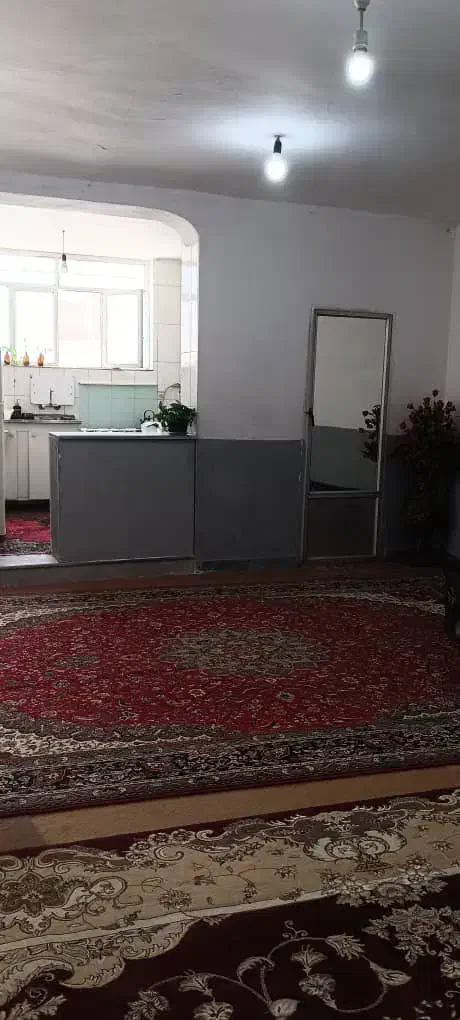 منزل ویلایی مبله واقع در مرکز شهر|اجارهٔ کوتاه‌مدت آپارتمان و سوئیت|شیراز, شیشه‌گری|دیوار
