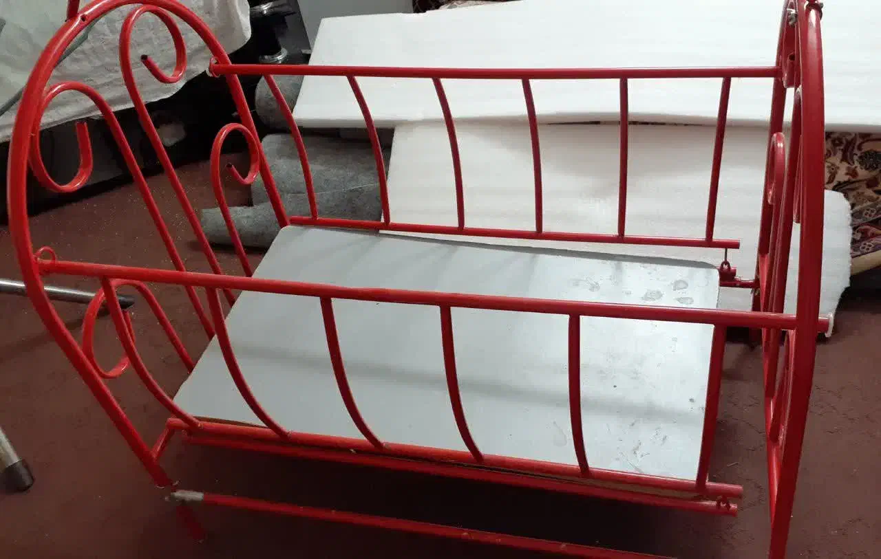 گهواره نوزاد|اسباب و اثاث بچه|کلاله, |دیوار