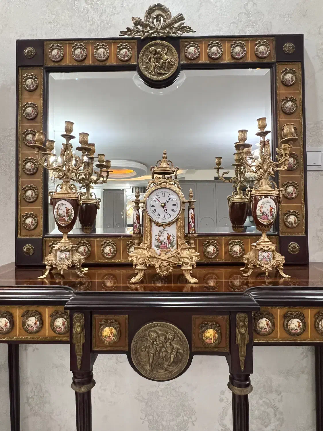 ساعت شمعدان لمونژ برنز عتیقه انتیک|صنایع دستی و سایر لوازم تزئینی|تهران, نیروی هوایی (پیروزی)|دیوار