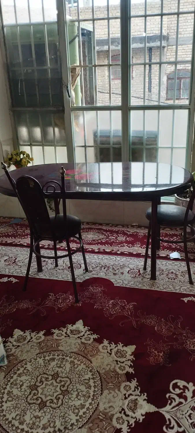 میز غذاخوری 4نفره|میز و صندلی غذاخوری|شیراز, شهرک سعدی|دیوار
