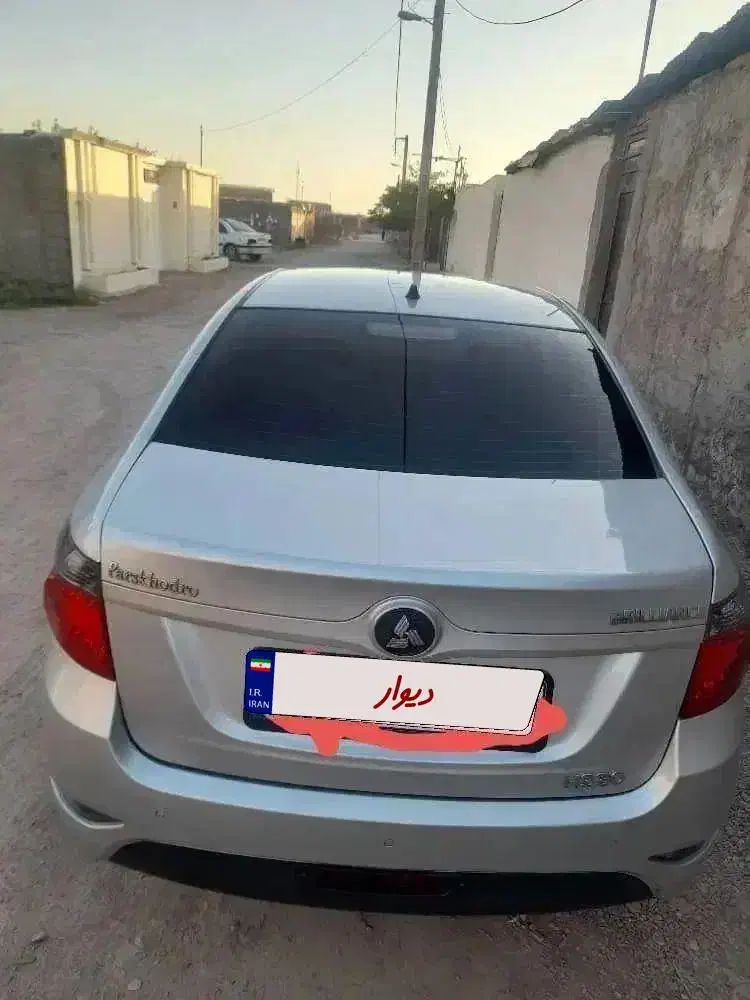 برلیانس ۳۳۰ دنده ای نقره ای ۱۵۰۰ مدل۹۶ خیلی تمیز|خودرو سواری و وانت|کرمان, |دیوار