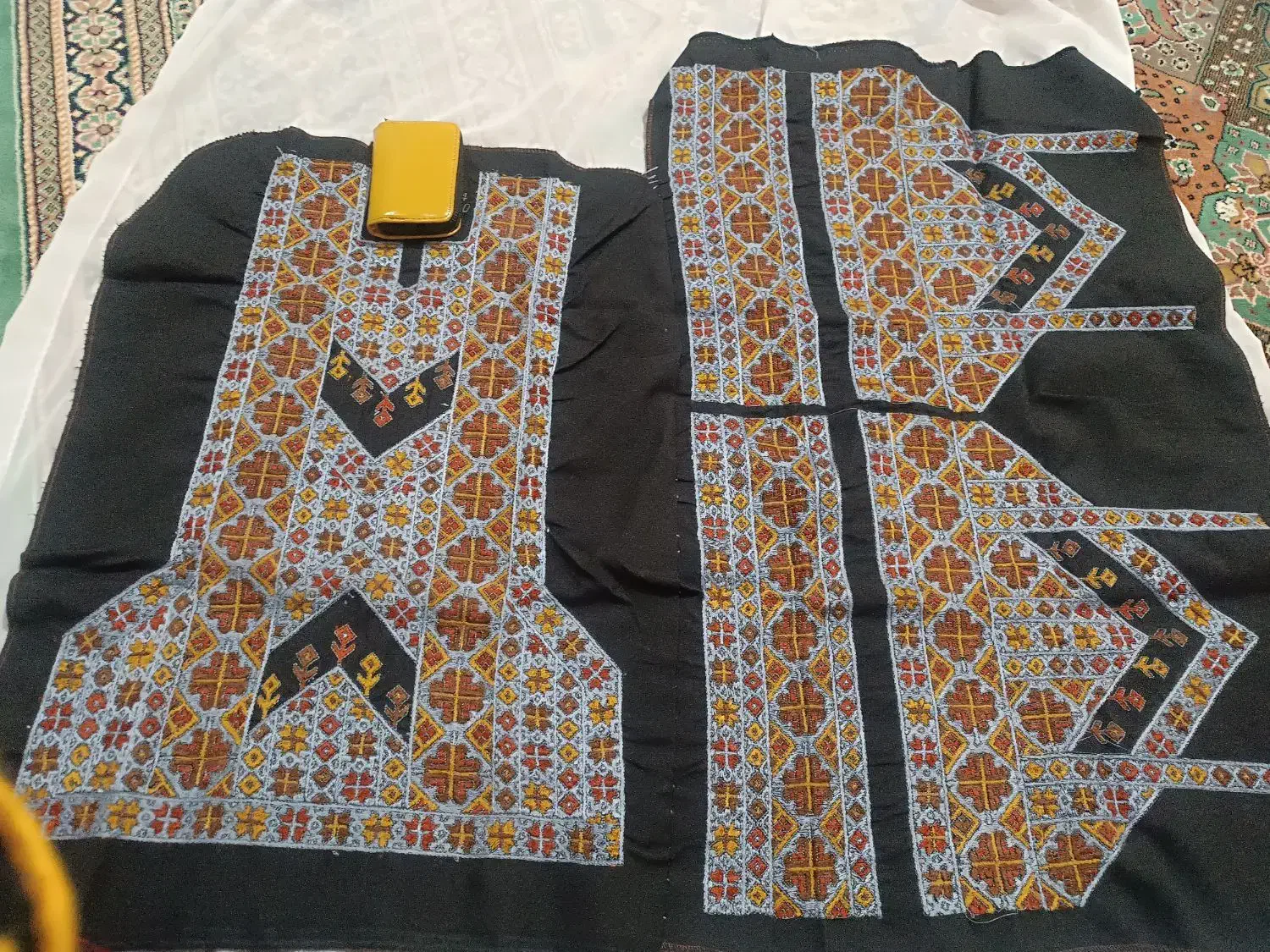 چرخ و دست عربی بچگانه .|کفش و لباس بچه|زاهدان, |دیوار