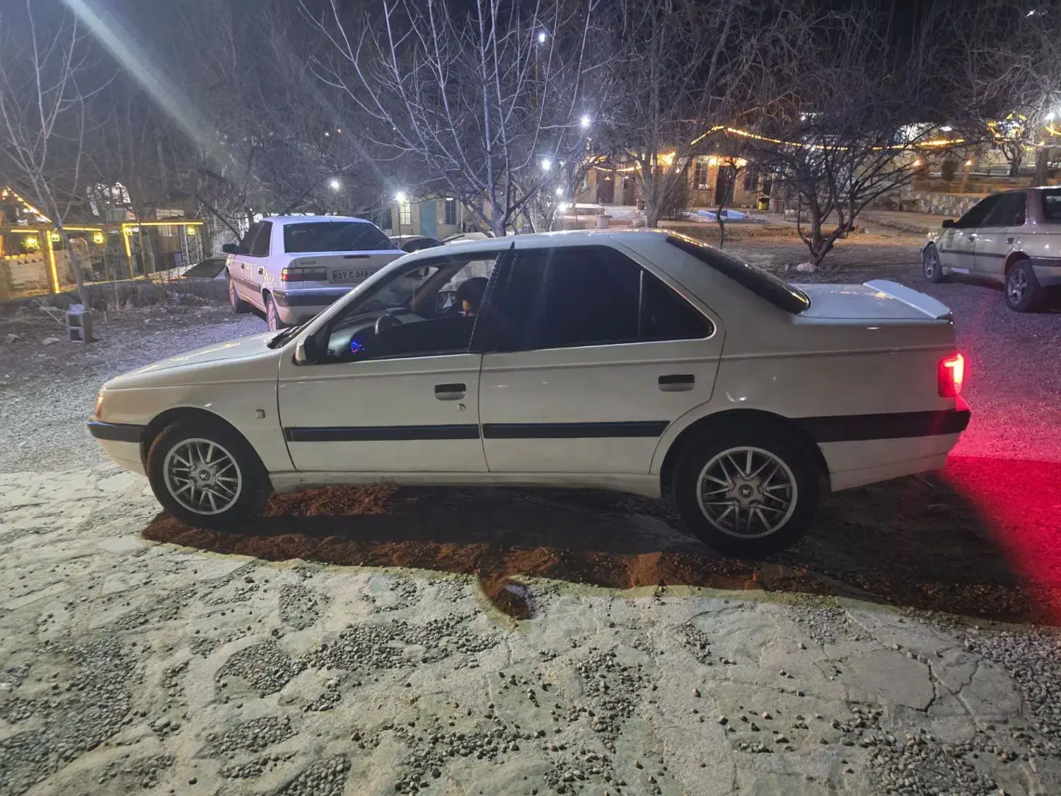 پژو ۴۰۵ تیوفایو|خودرو سواری و وانت|شیراز, گویم|دیوار