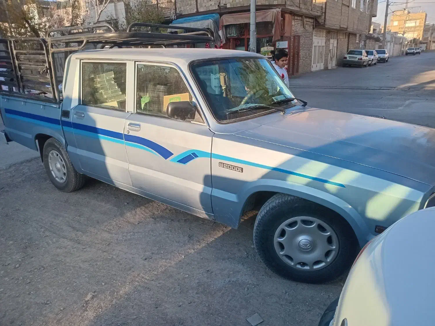 مزدا دو کابین|خودرو سواری و وانت|اصفهان, منتظرالمهدی|دیوار