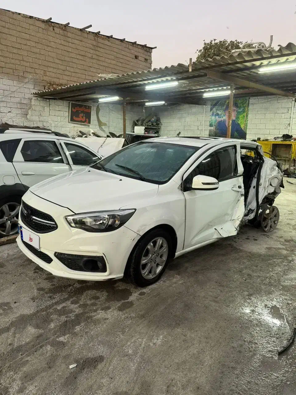 شاهین تصادفی|خودرو سواری و وانت|شیراز, محمدیه|دیوار