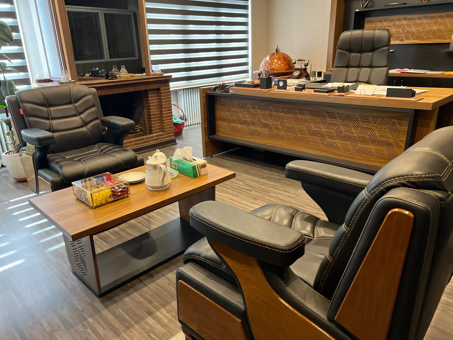 اجاره روزانه دفترکار مبله|اجارهٔ کوتاه‌مدت دفتر کار و فضای آموزشی|تهران, عباس‌آباد|دیوار