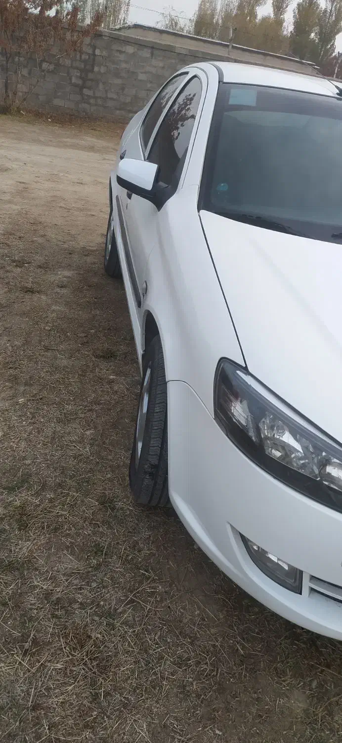 رانا مدل ۹۵بدون رنگ و نقطه|خودرو سواری و وانت|سلماس, |دیوار