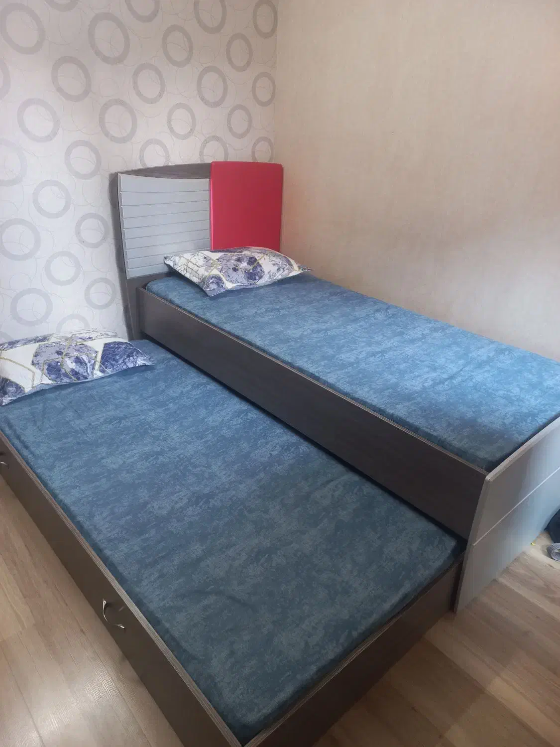 تخت کشویی یک نفره|تخت و سرویس خواب|قائمشهر, |دیوار