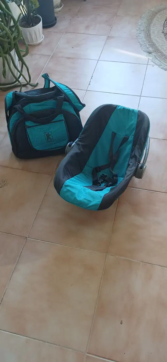 کاسکه و کریر و کیف|کالسکه و لوازم جانبی|میاندوآب, |دیوار