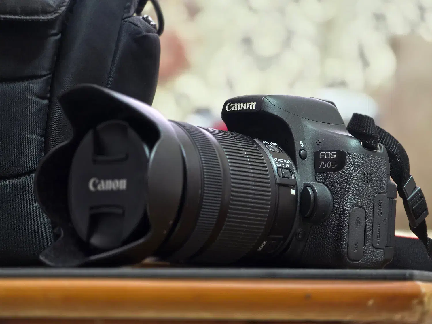 Canon 750D + 18 135 STM بسیار تمیز|دوربین عکاسی و فیلم‌برداری|مشهد, سجاد شهر|دیوار