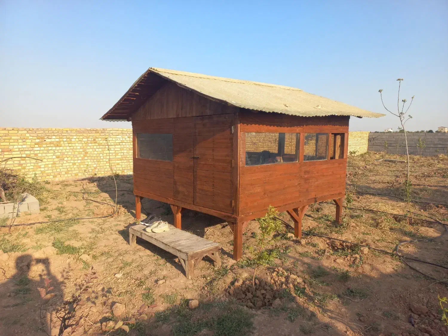 کلبه چوبی ۹ متری|عمده‌فروشی|اسفرورین, |دیوار