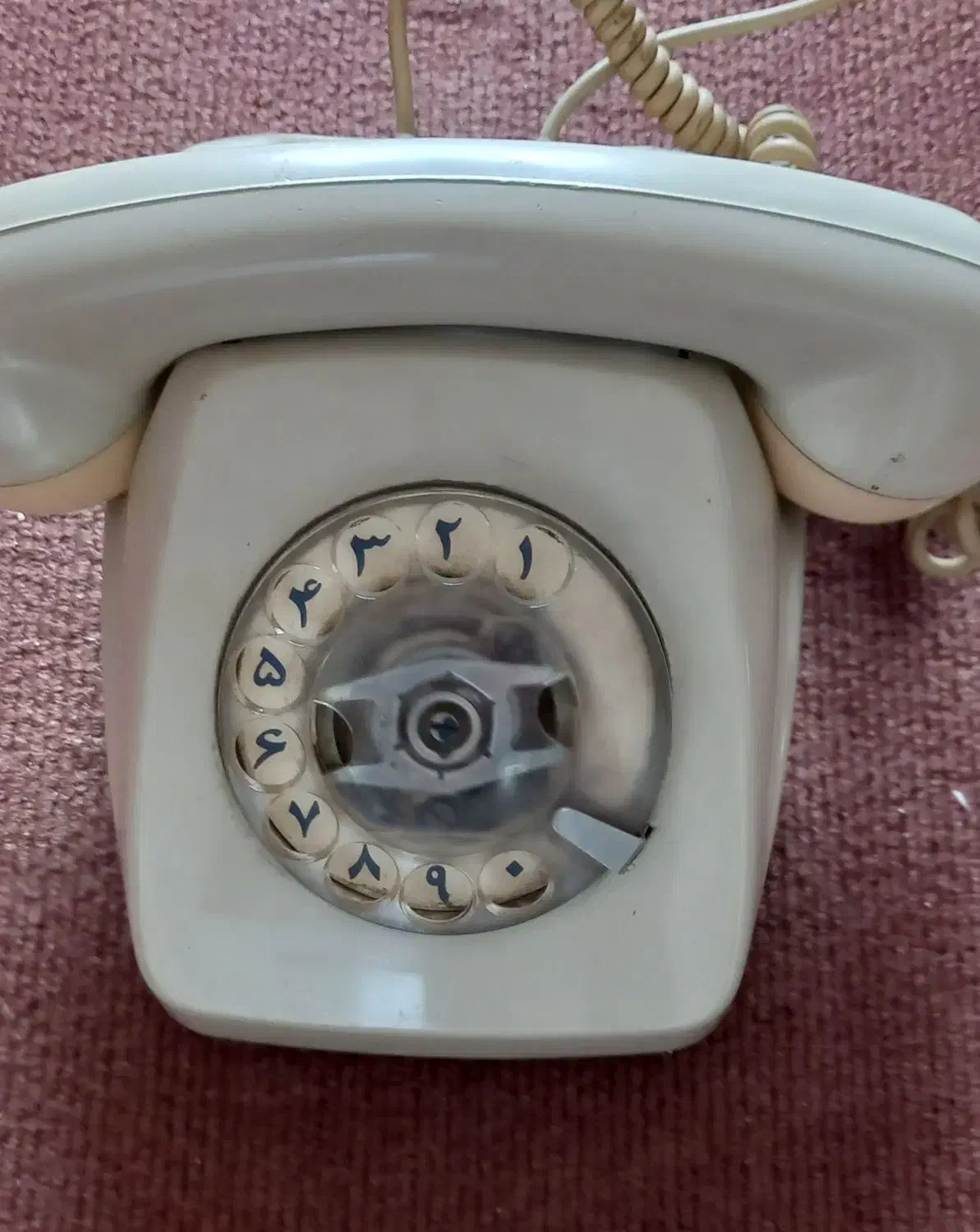 دو عدد تلفن قدیمی|کلکسیون اشیاء عتیقه|لنگرود, |دیوار