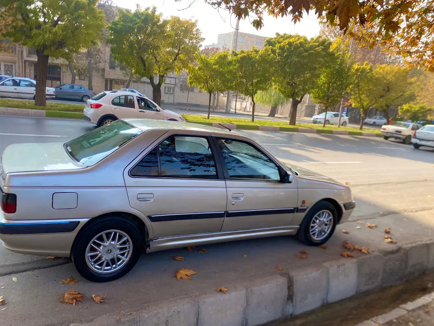 پرشیا ELXمدل ۸۳|خودرو سواری و وانت|مراغه, |دیوار