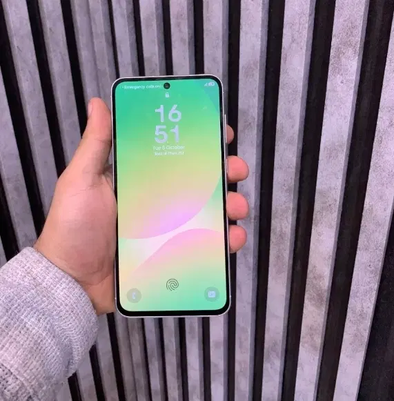 A56 256G r8|موبایل|ارومیه, |دیوار