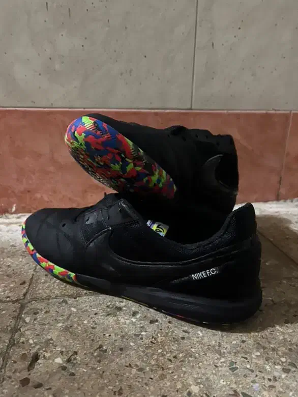 کفش سالنی پرمیر|تجهیزات ورزشی|قم, امامزاده ابراهیم|دیوار