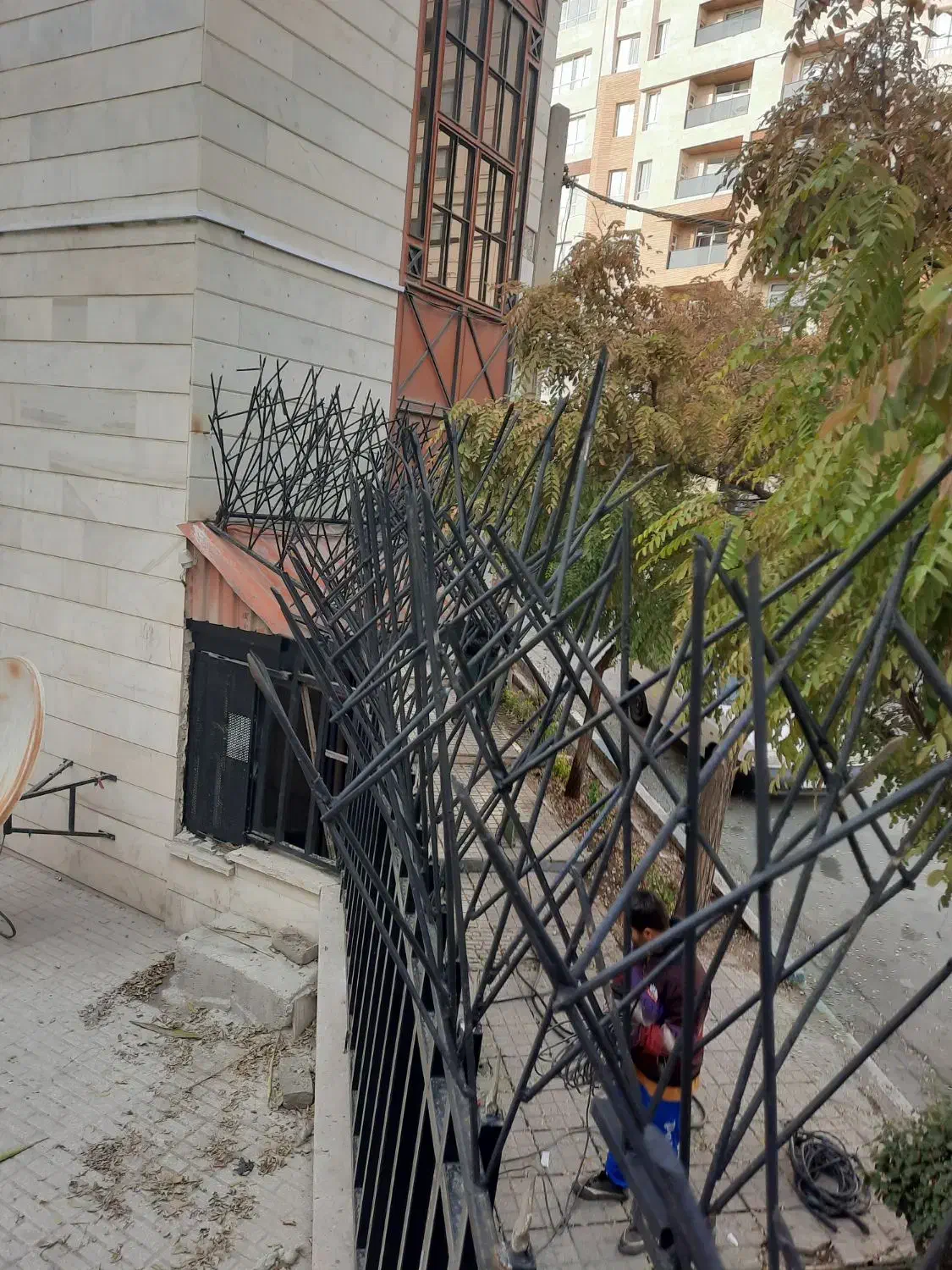 حفاظ نرده شاخ گوزنی رودیوار وسرنیزه|خدمات پیشه و مهارت|تهران, شهید رجایی|دیوار